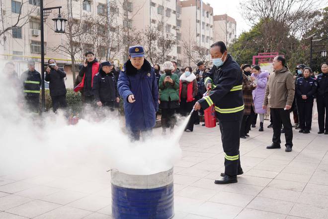 棗莊市市中區(qū)文化路街道開展消防安全知識培訓筑牢轄區(qū)安全防線(圖2)